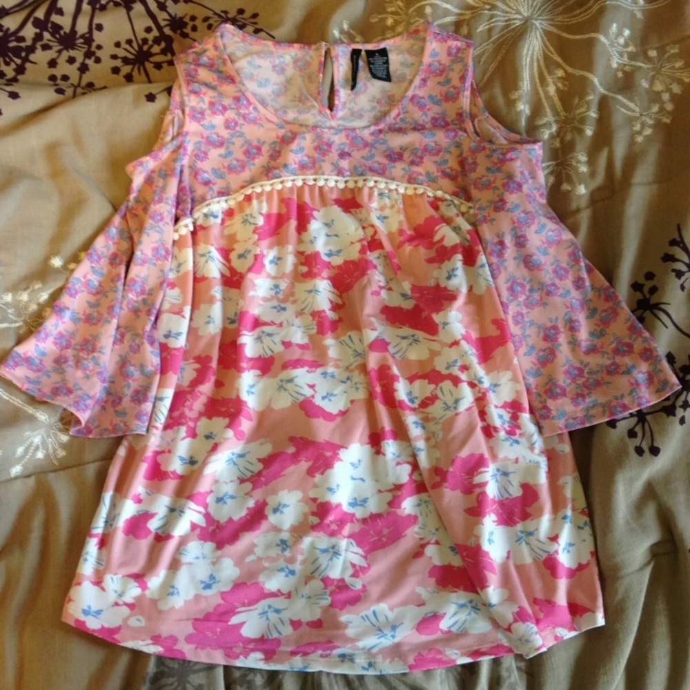 Ladies small pink floral cold shoulder blouse